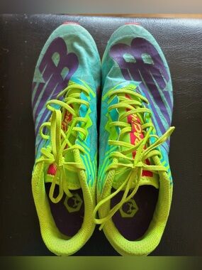New Balance XC Seven v4 cross-country racing shoe spikes Pixel Green / Cyber Jad